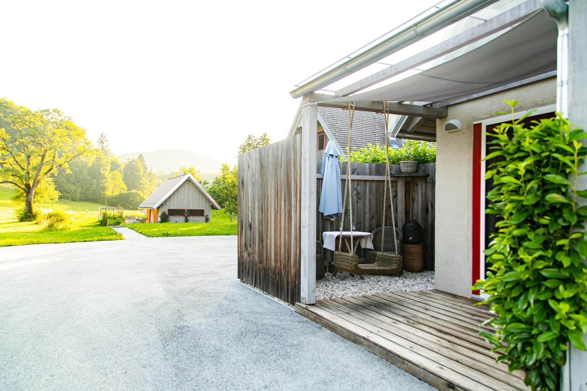 Garden Living Apartment Bled Exterior photo